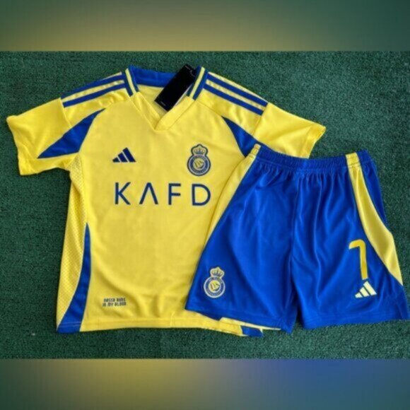 2024/25 Al Nassr kids soccer jersey youth Ronaldo - Picture 12 of 14